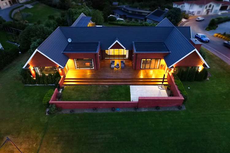 1 The Ridge Kennedys Bush_17