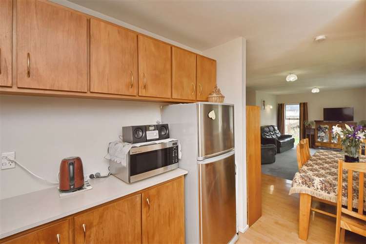 2/11 Elizabeth Street Rolleston_8