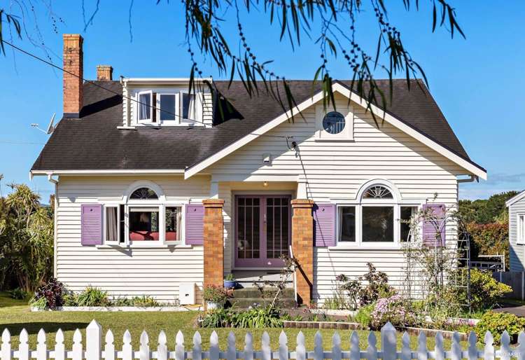 39 Hanlon Crescent Narrow Neck_0