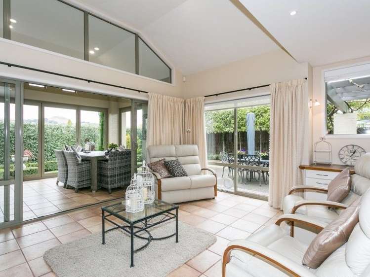 1b Neeve Place Taradale_13