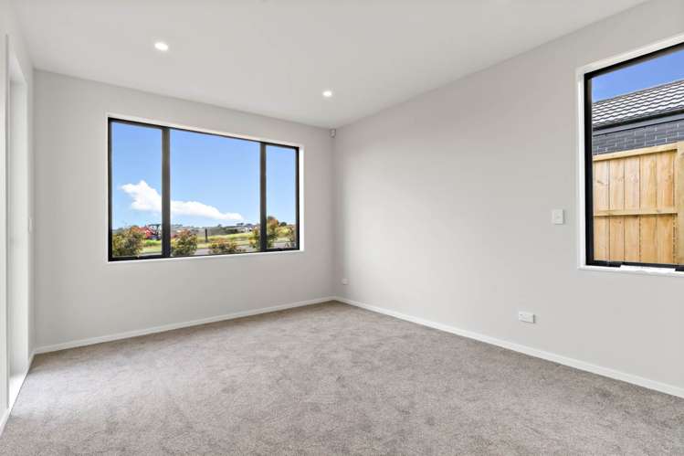 14A Mclarin Road Glenbrook_23