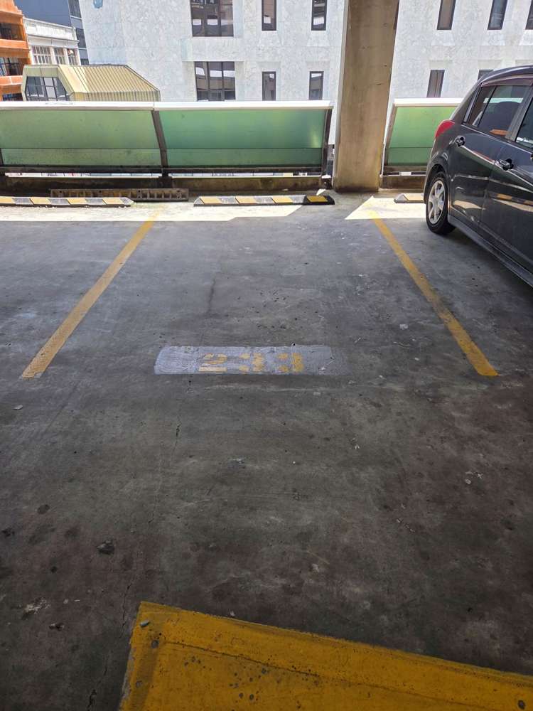 233/76-84 Albert Street City Centre_3