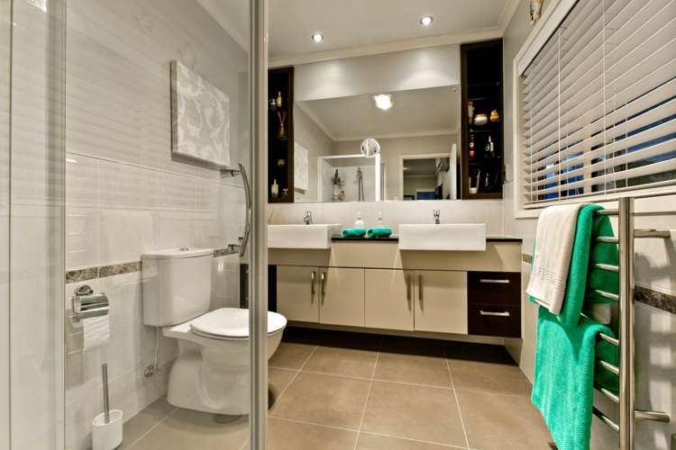 6 Huntington Park Drive Greenhithe_8