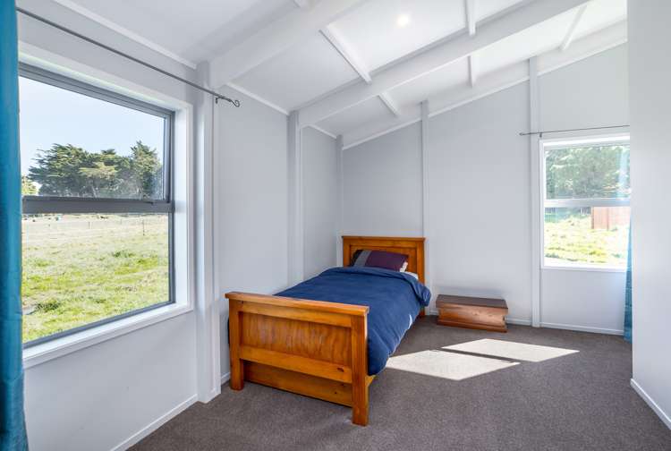 59 Western Lake Road Featherston_19