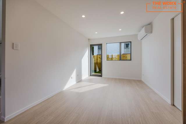 2/10 Richard Road Mangere_3