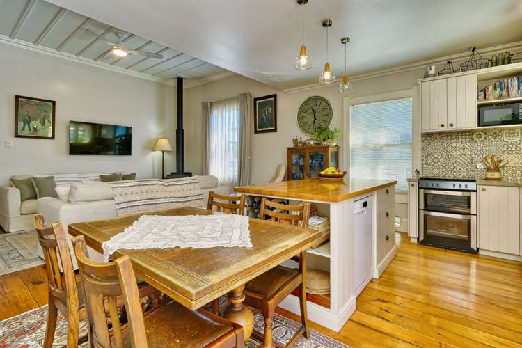 81 Nelson Crescent Napier South_10