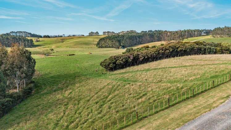 64 Haszard Road Taupaki_9