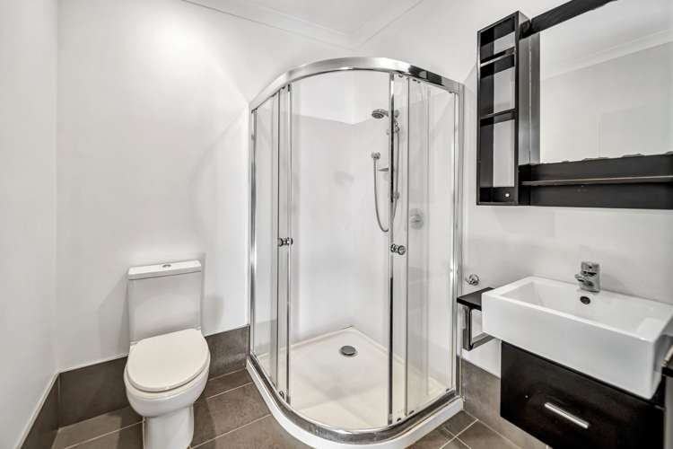 9/46 Carlos Drive Flat Bush_11