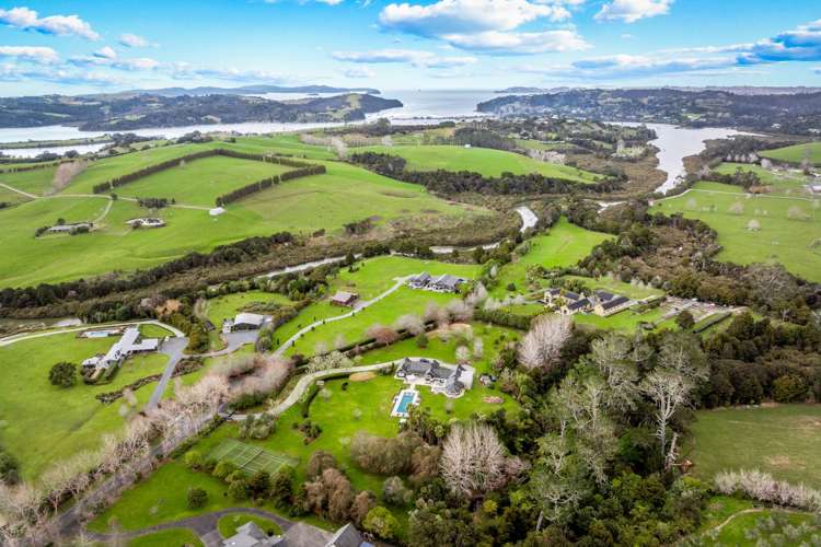 73 Oak River Drive Matakana_24