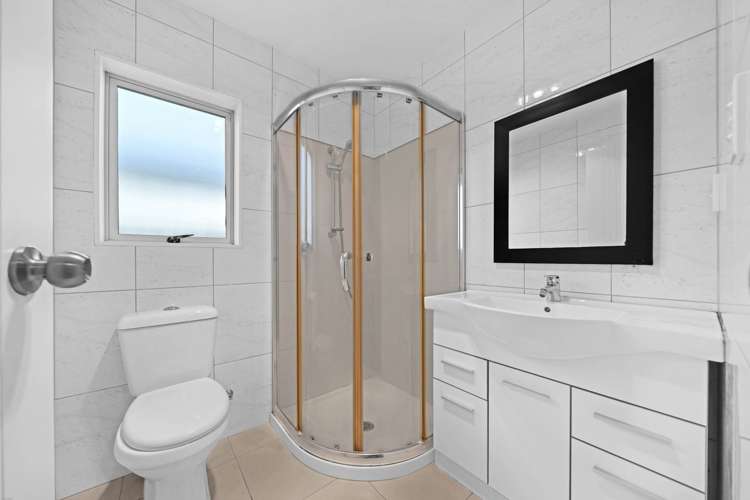 12 John Broad Place Flat Bush_14