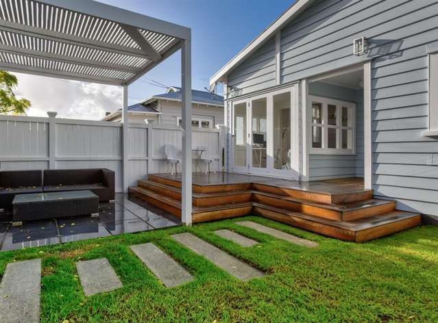 16 Formby Avenue Point Chevalier_1