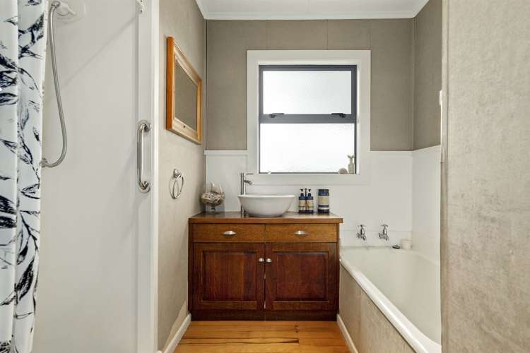 50 Carlisle Street Greerton_10