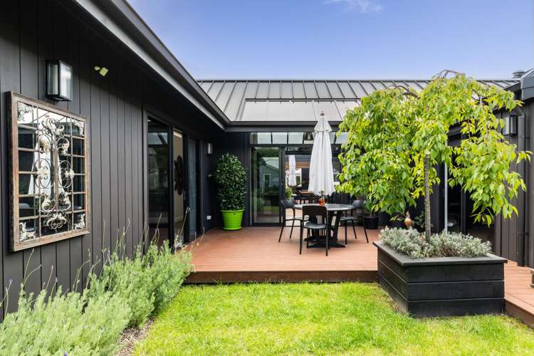 58 Breadalbane Avenue Havelock North_21