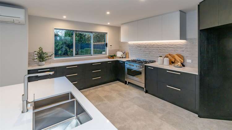 75 Woodhurst Drive Casebrook_15