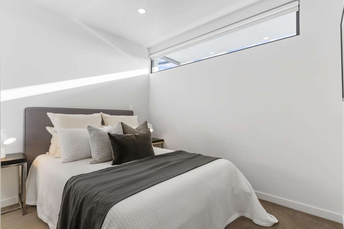 503/19 Surrey Crescent_4