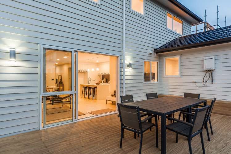 6 Cloghfin Place Flat Bush_25