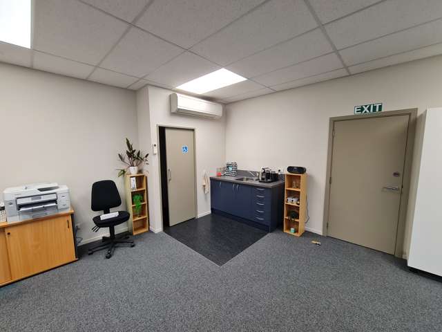 3/1 Edmonton Road Hornby_3