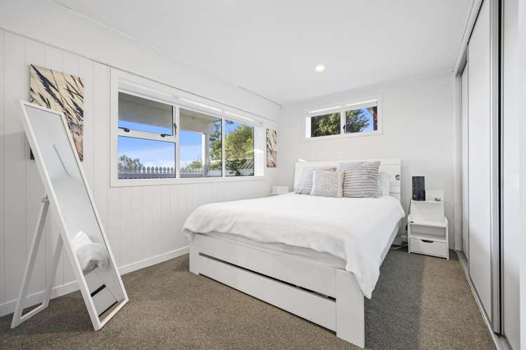 73 Bradbury Road Botany Downs_24