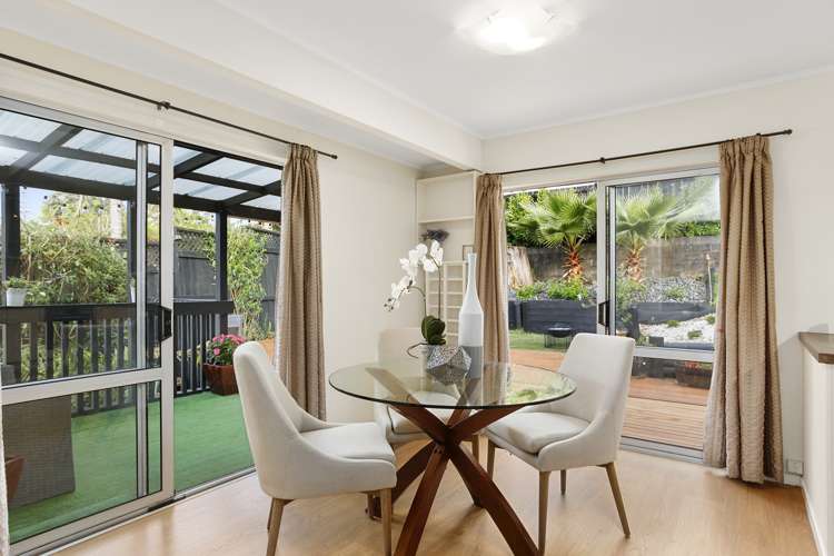 6 Lemnos Place Titirangi_20