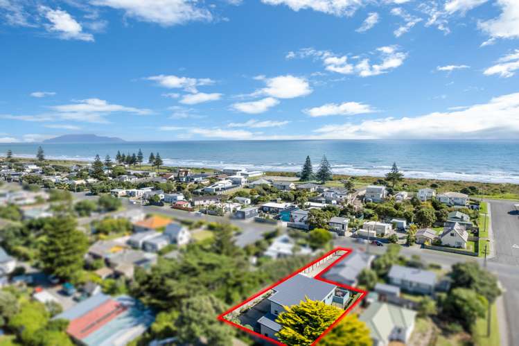 54a Moana Street Otaki Beach_23