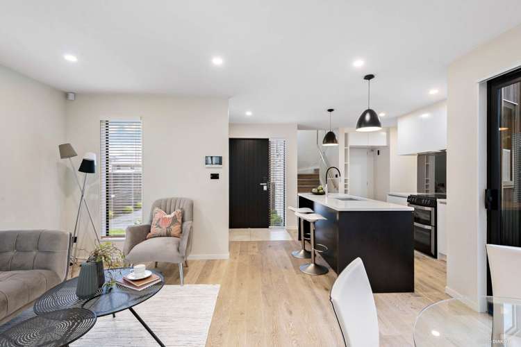 16a Eaton Road Hillsborough_7