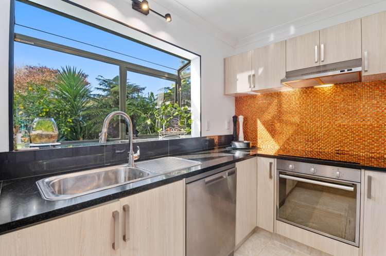 1 Stonebridge Park Drive Holdens Bay_7