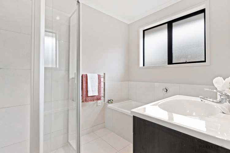 22 Robert Might Road Kumeu_13