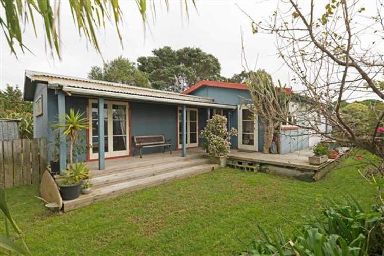 5 Coster Road Muriwai_16