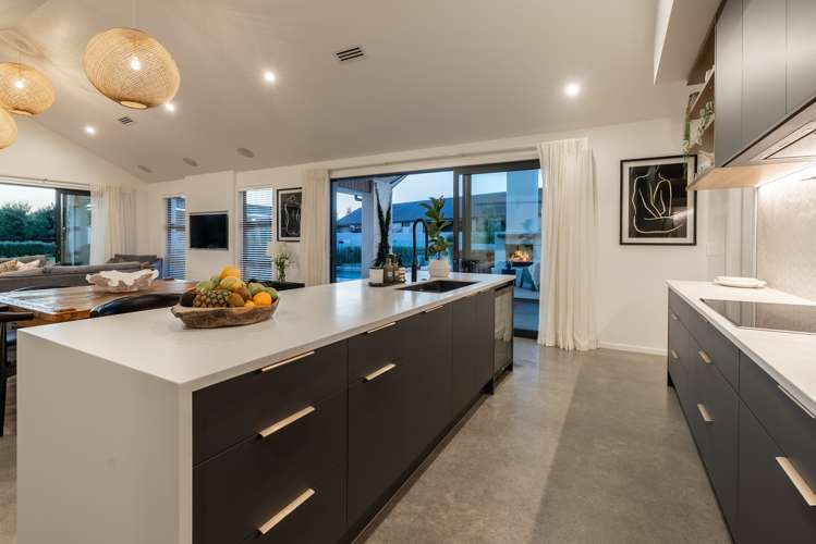 25 Mike Smith Drive Cambridge_10