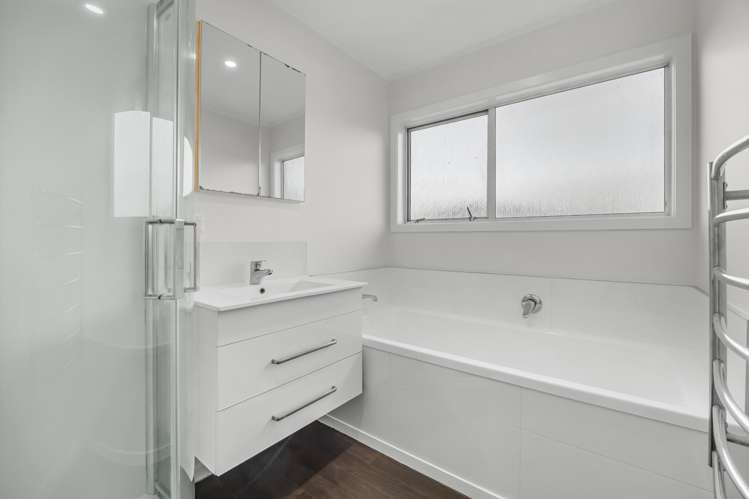 96 Reeves Road Pakuranga Heights_22
