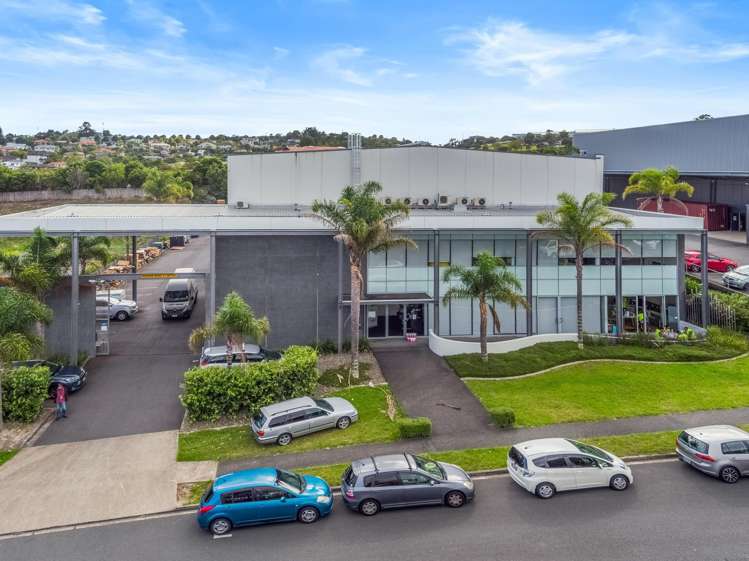 15 Orbit Drive Albany_4