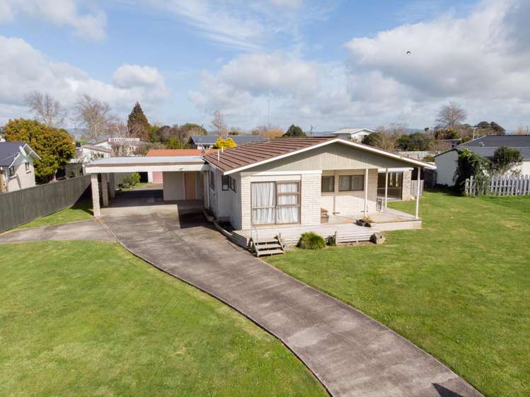 2 McQuarrie Place Ngatea_20