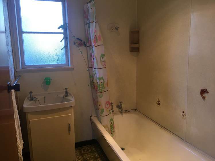 11 Gill Avenue Te Atatu Peninsula_6