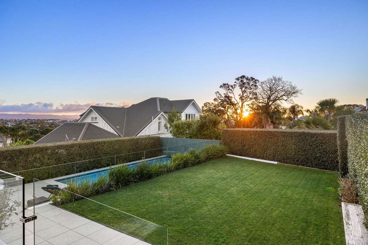247 Jervois Road_4