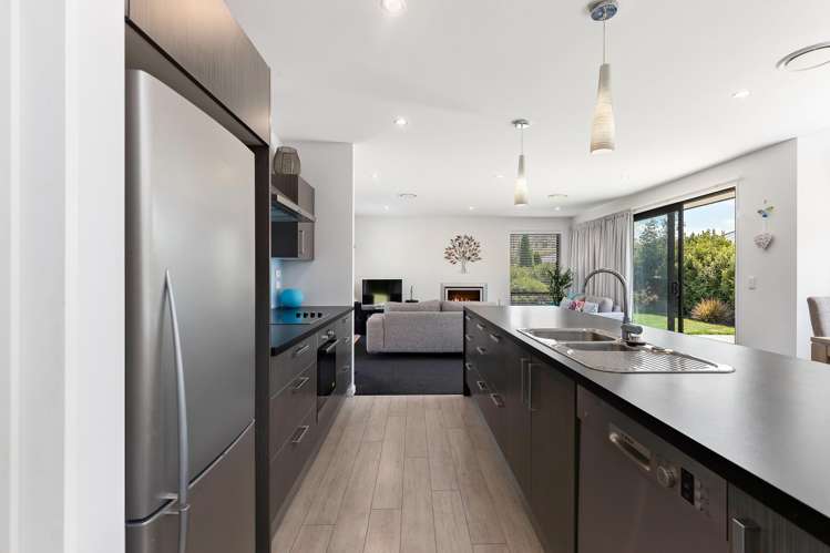 5 Judes Lane Lower Shotover_16