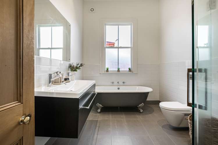 16 Calliope Road Devonport_11