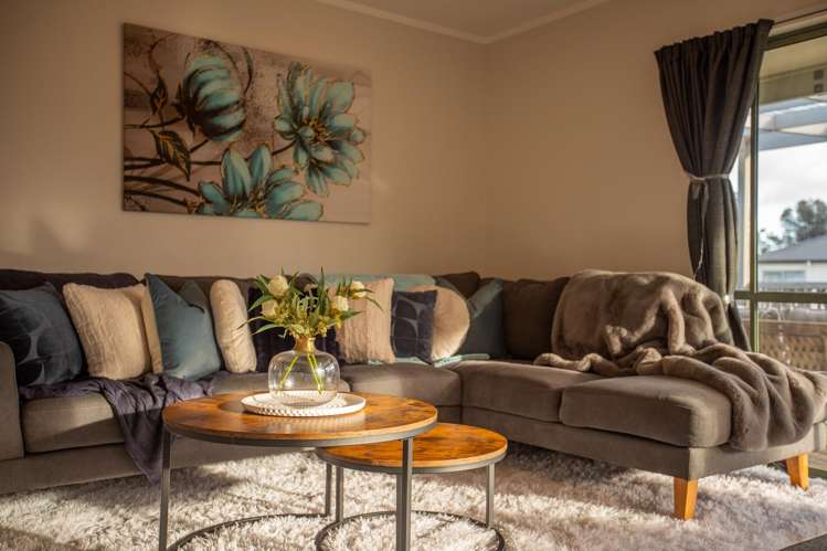 38 Freyberg Crescent Waikanae Beach_11