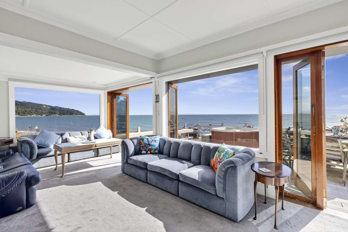 417 Thames Coast Road SH25_5