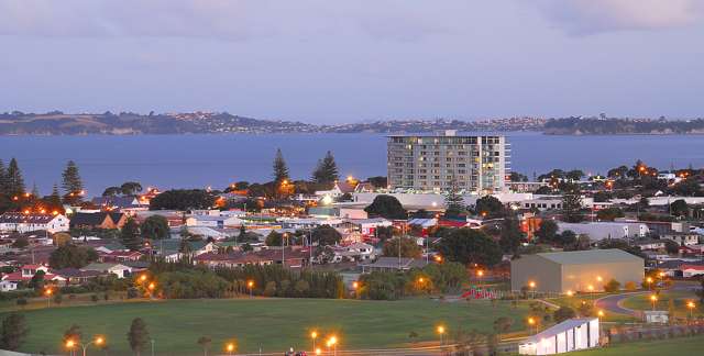 912/11 Tamariki Avenue Orewa_2