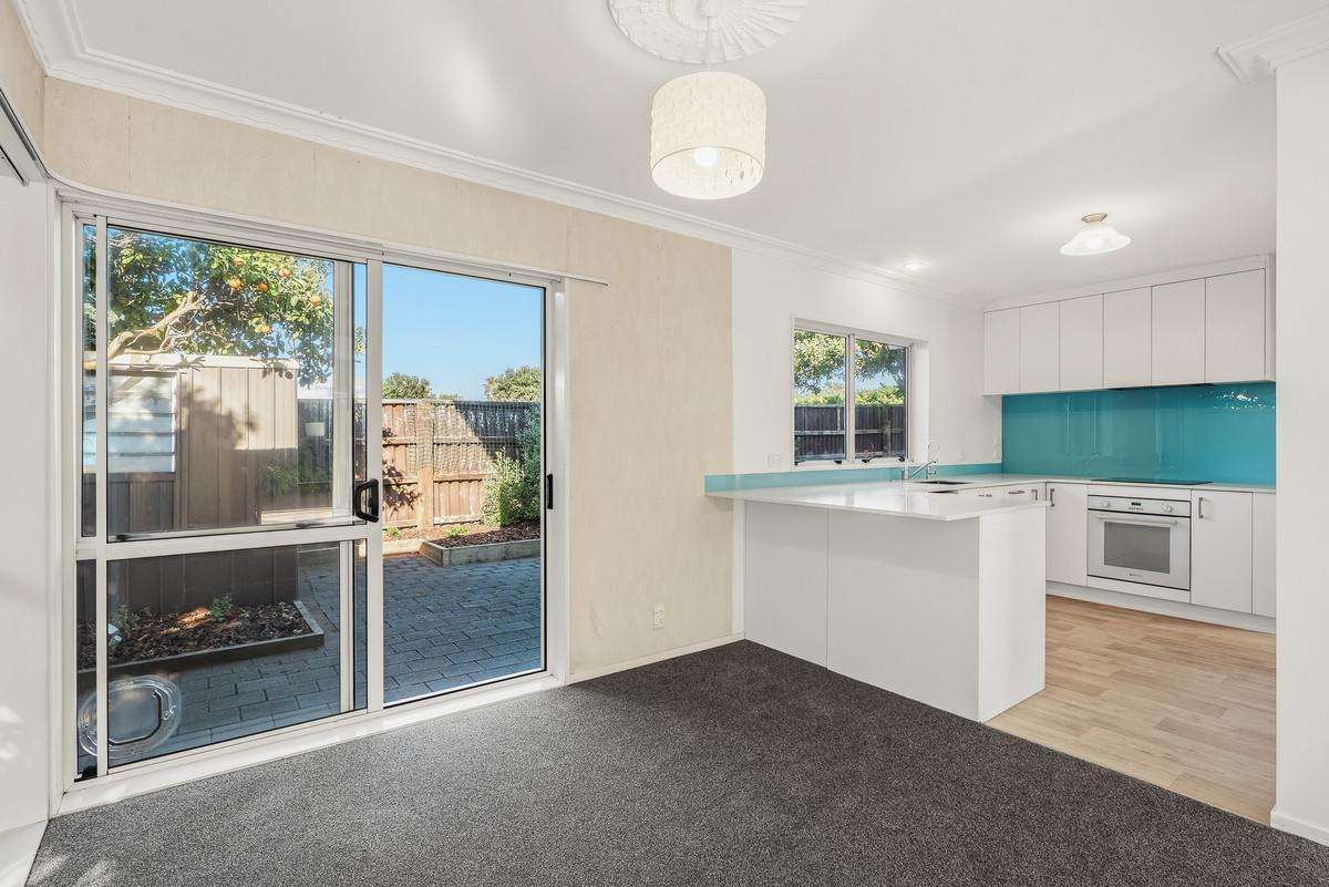 4/10 Terrace Avenue._2