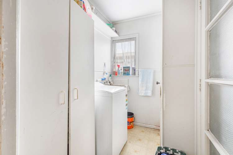 105 Henderson Valley Road Henderson_19