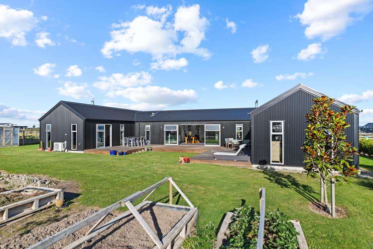 76 Summers Road Darfield_30