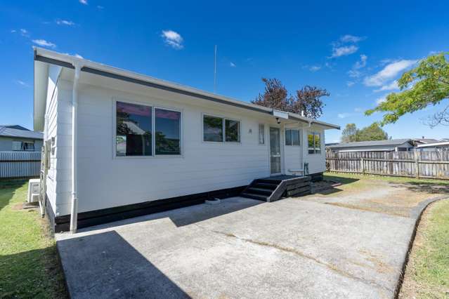 115 Sherwill Street West Feilding_1
