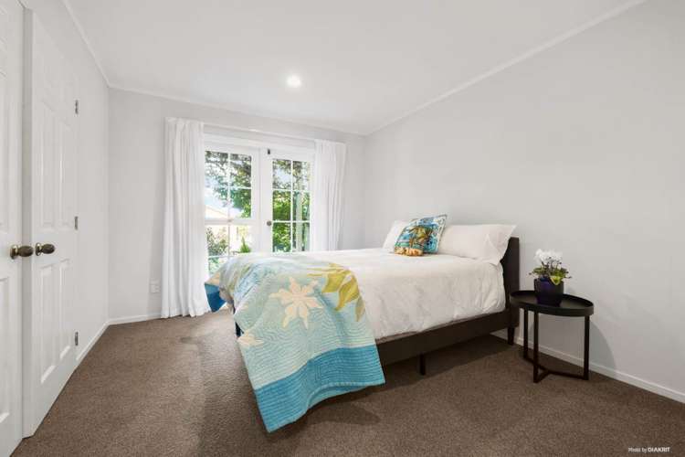3 Astor Place Orewa_11