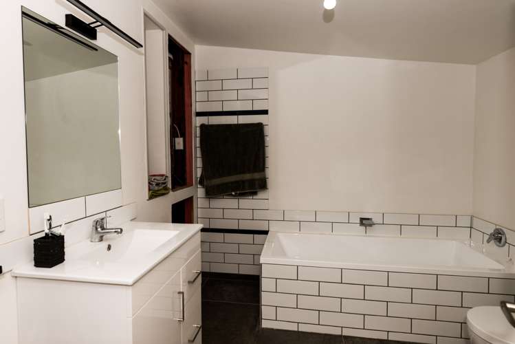 32 Pitt Street Raetihi_12