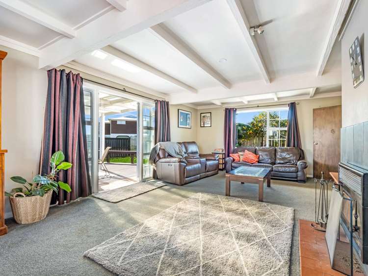 134 Riverside Drive_4