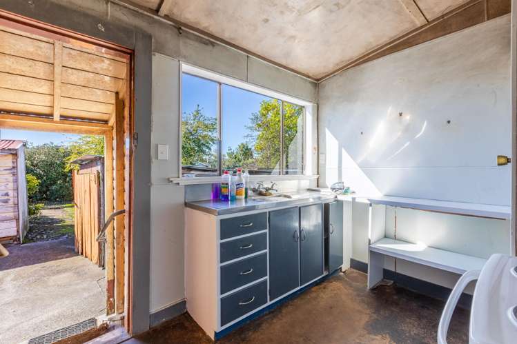 6 Jellicoe Street Waipukurau and Surrounds_11