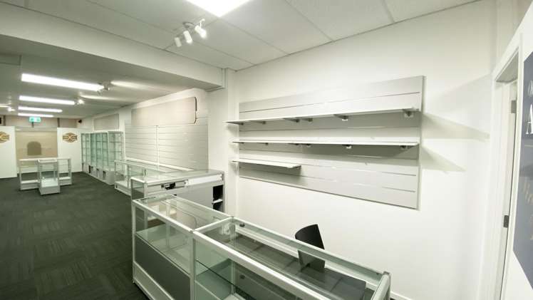 28 Devonport Road Tauranga Central_6