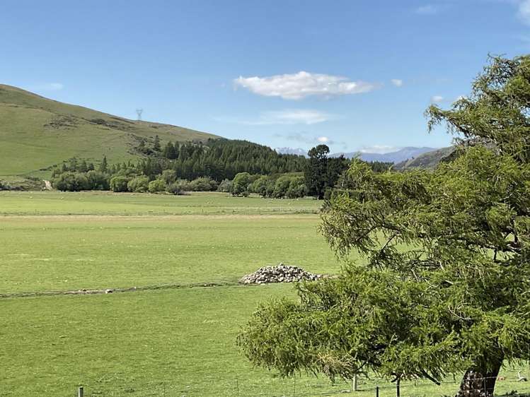 Fairlie Tekapo Road Burkes Pass_22