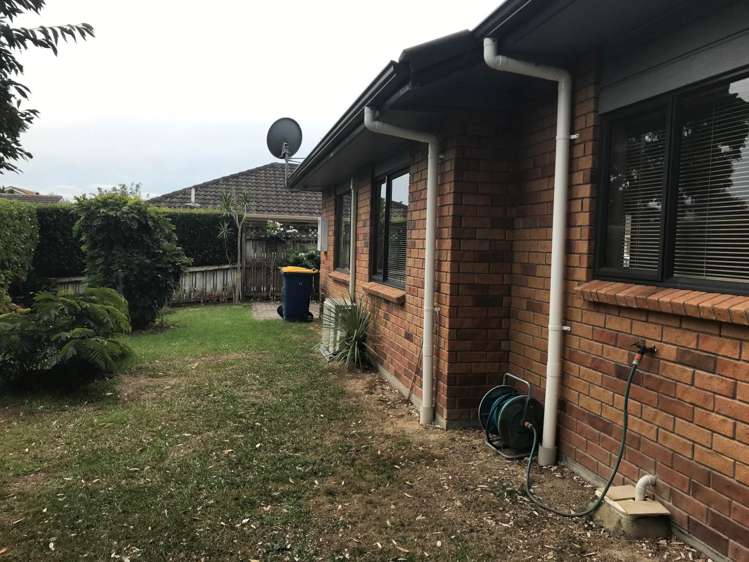 11/1 Piriti Drive Te Atatu Peninsula_1